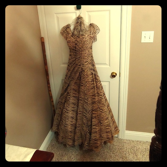 Beaded Tiger striped prom dress - Picture 1 of 4